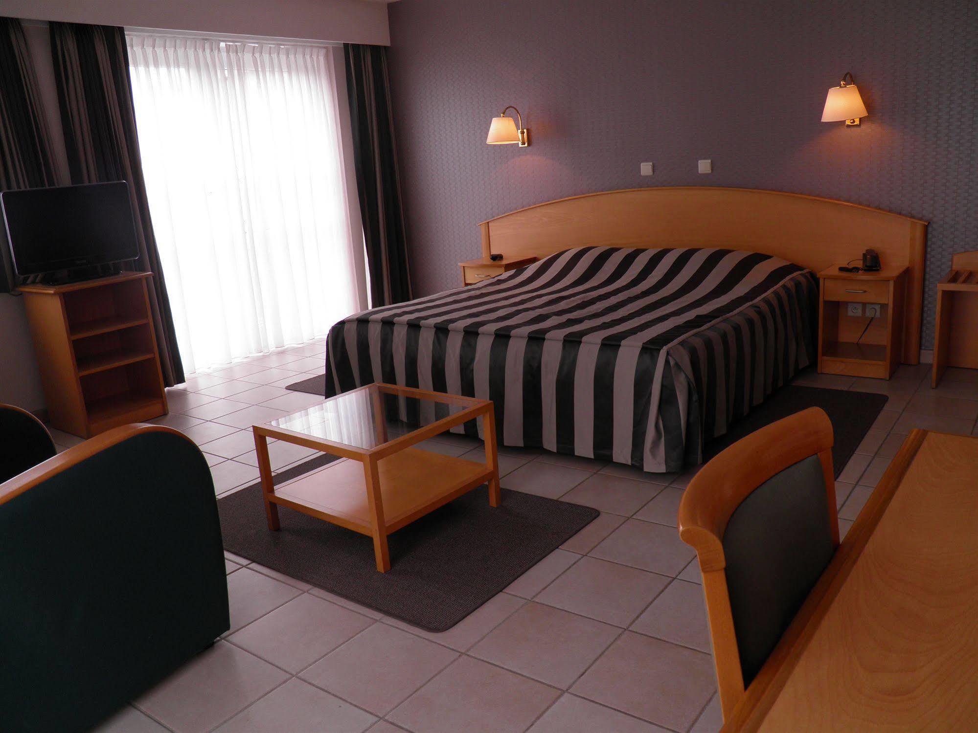 Domein Westhoek Apartment Oostduinkerke Ngoại thất bức ảnh